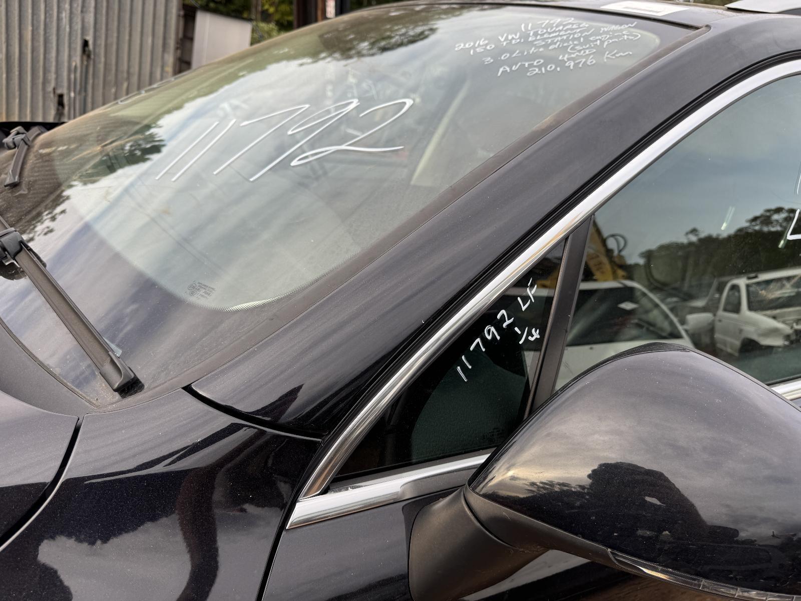 View Auto part Left Front 1/4 Door Glass VOLKSWAGEN TOUAREG 2016