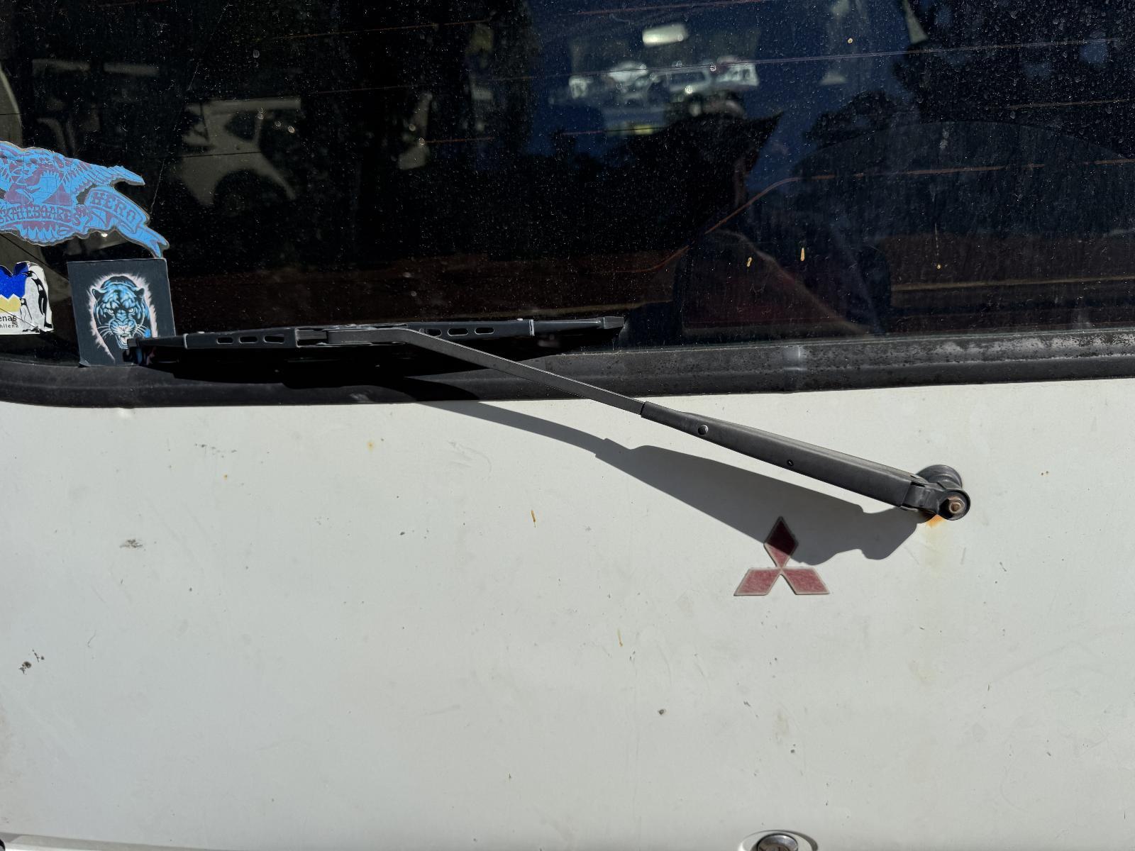 View Auto part Wiper Arm MITSUBISHI L300 2007