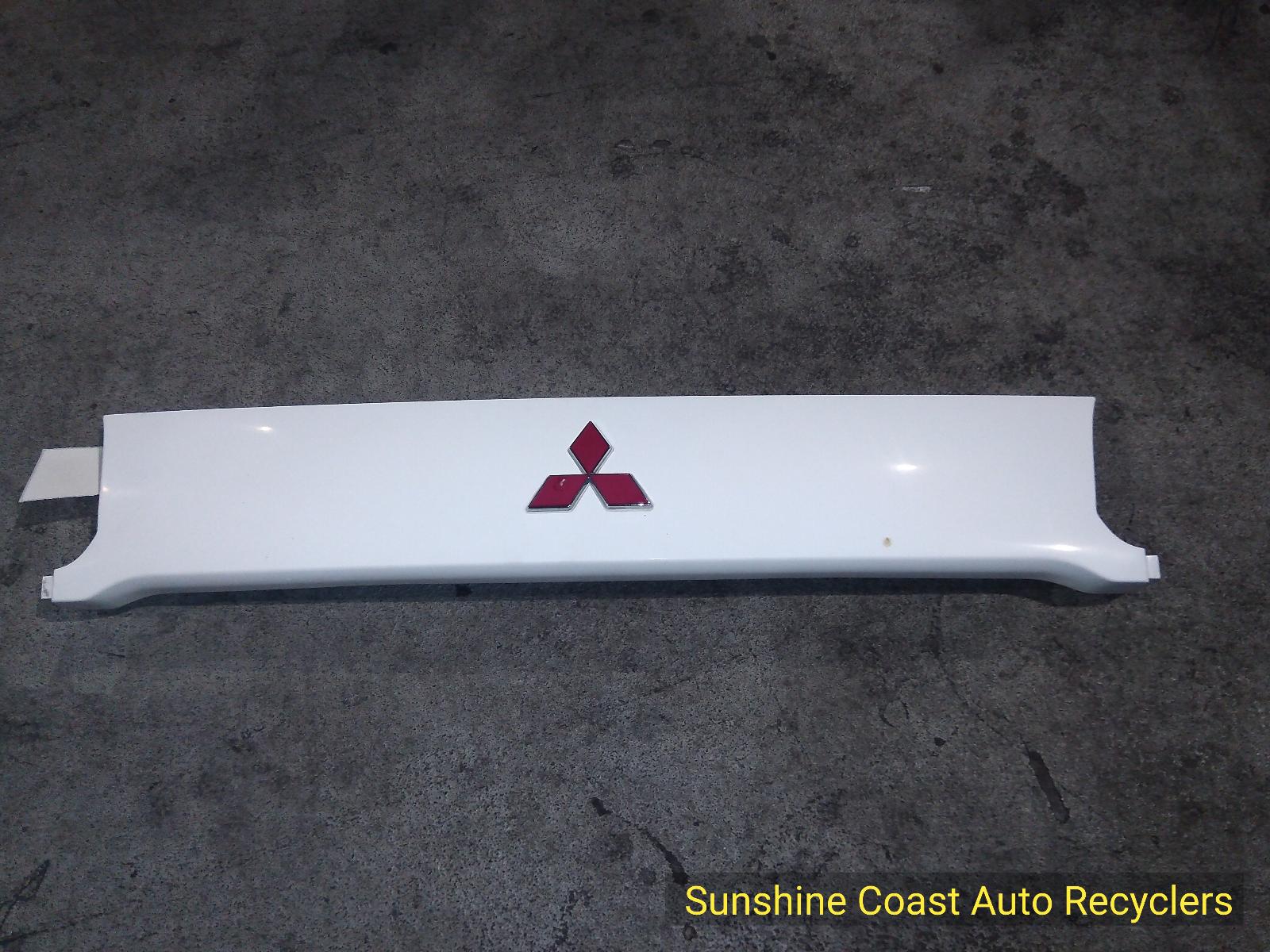 View Auto part Header Panel MITSUBISHI L300 2007