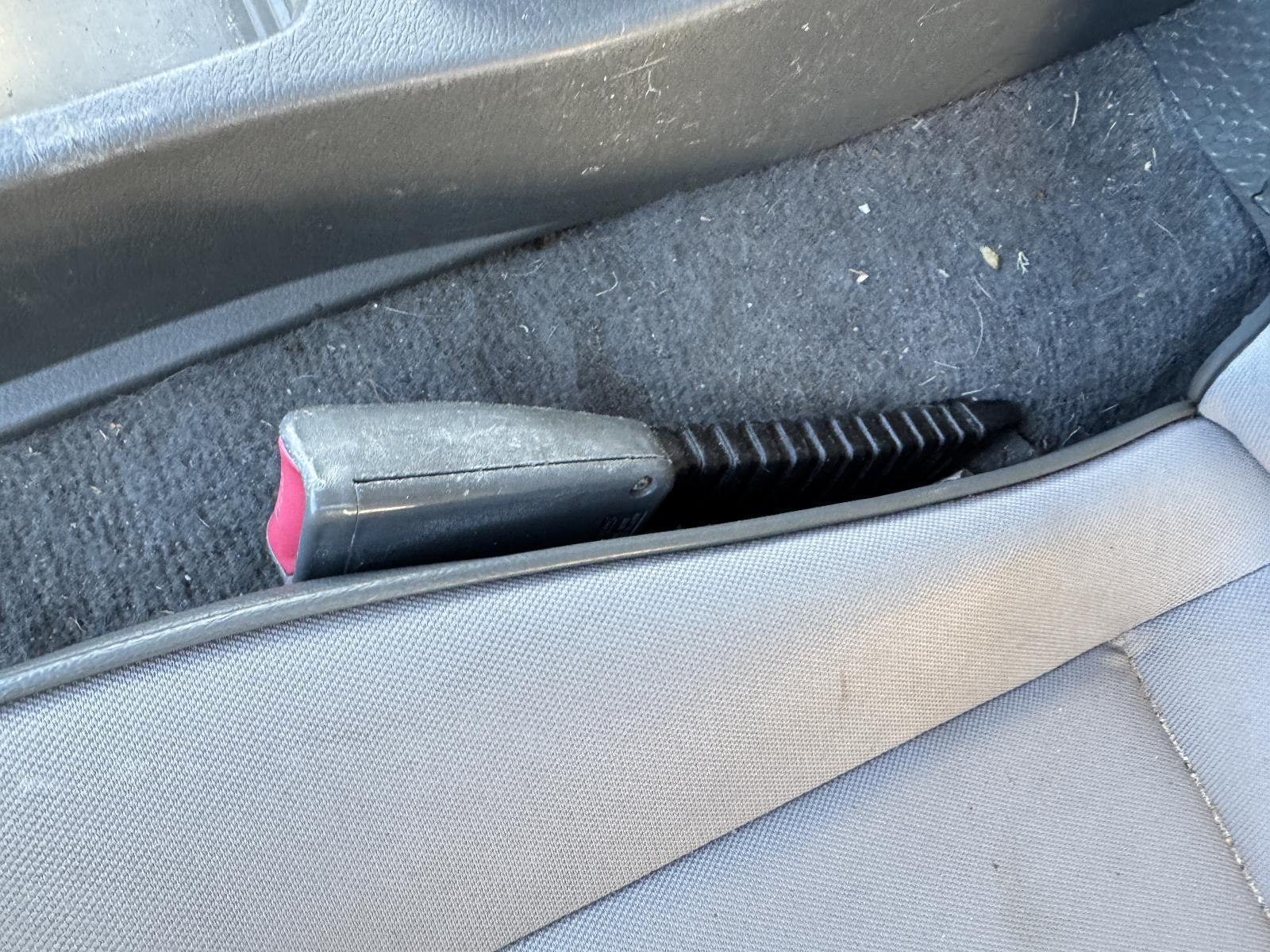 View Auto part Seatbelt/Stalk MITSUBISHI L300 2007