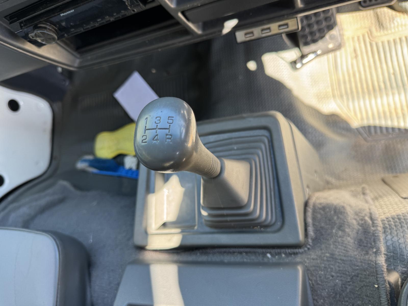 View Auto part Gear Stick/Shifter MITSUBISHI L300 2007