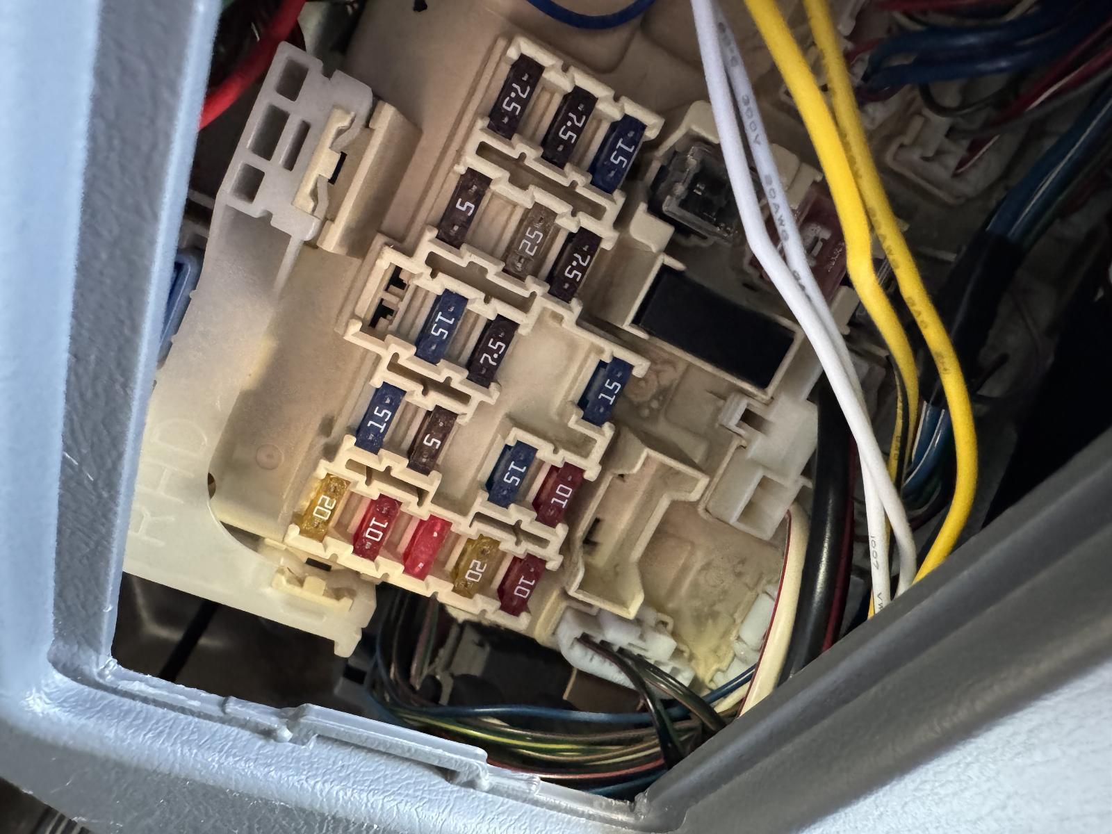 View Auto part Fuse Box TOYOTA CAMRY 1999