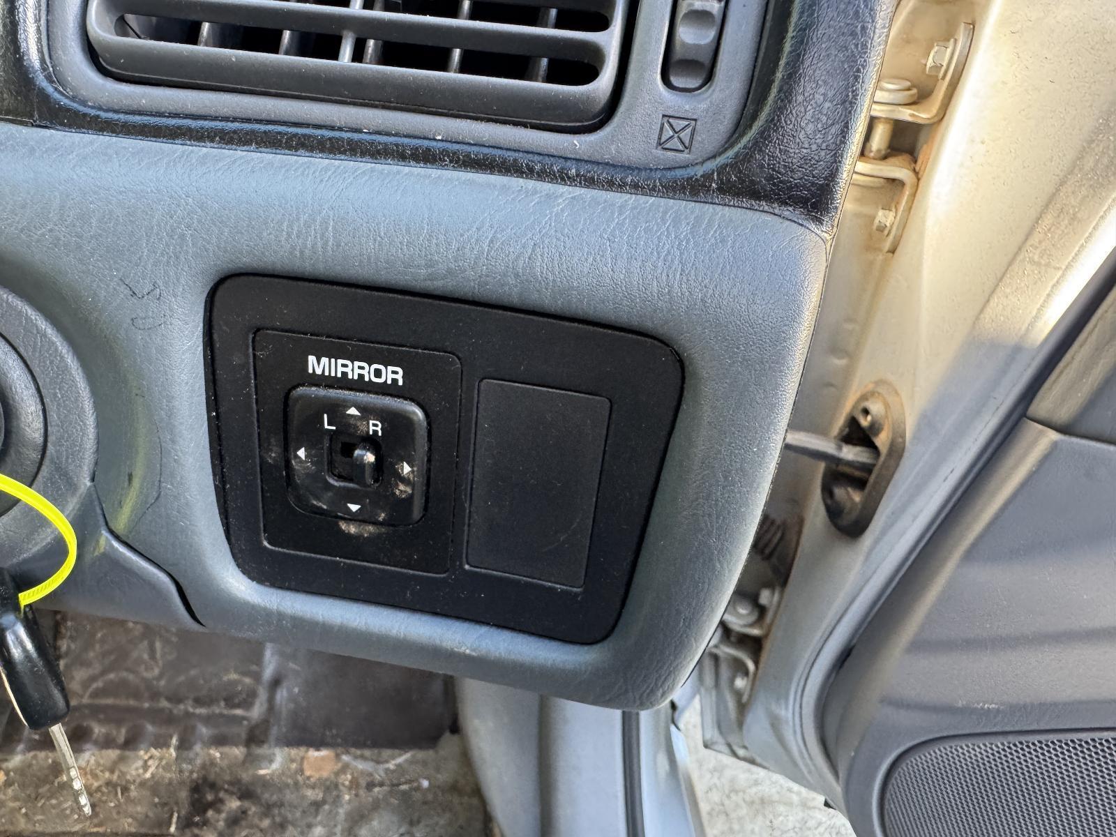 View Auto part Misc Switch/Relay TOYOTA CAMRY 1999