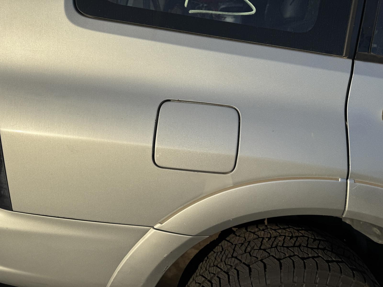 View Auto part Fuel Door / Filler MITSUBISHI PAJERO 2002