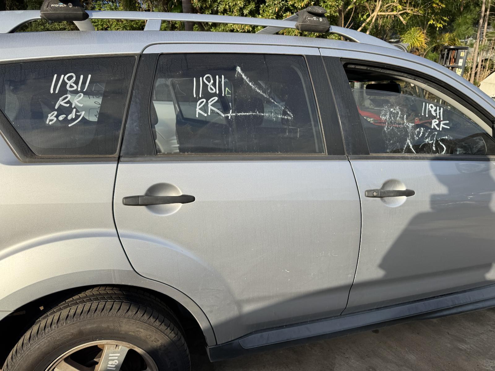 View Auto part RIGHT_REAR_DOOR_SLIDING MITSUBISHI OUTLANDER 2010