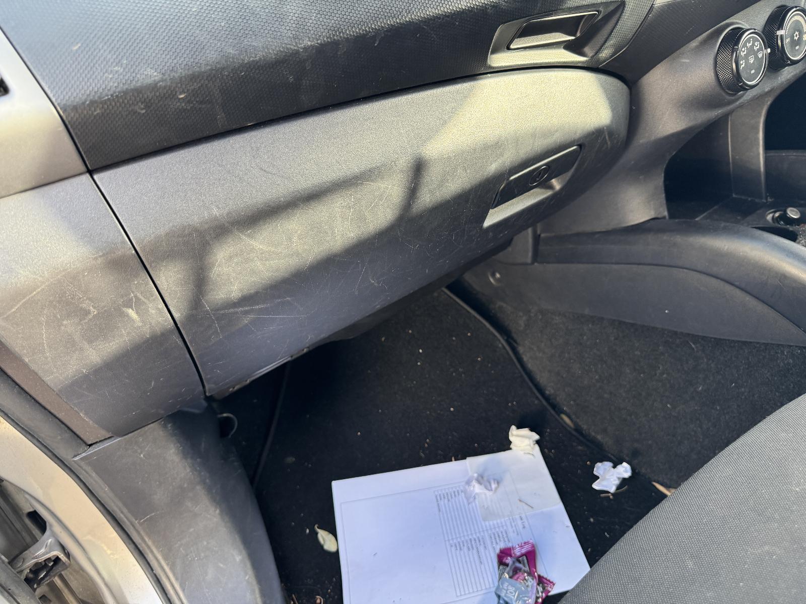 View Auto part Glove Box MITSUBISHI OUTLANDER 2010