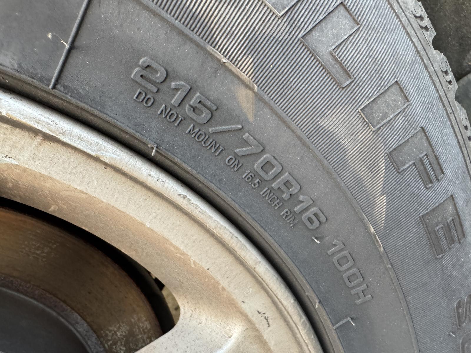 View Auto part Tyre MITSUBISHI OUTLANDER 2010