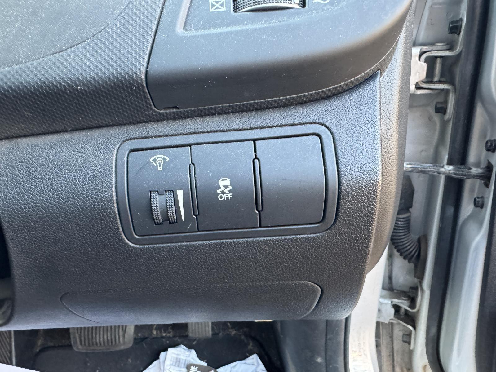 View Auto part Misc Switch/Relay HYUNDAI ACCENT 2014