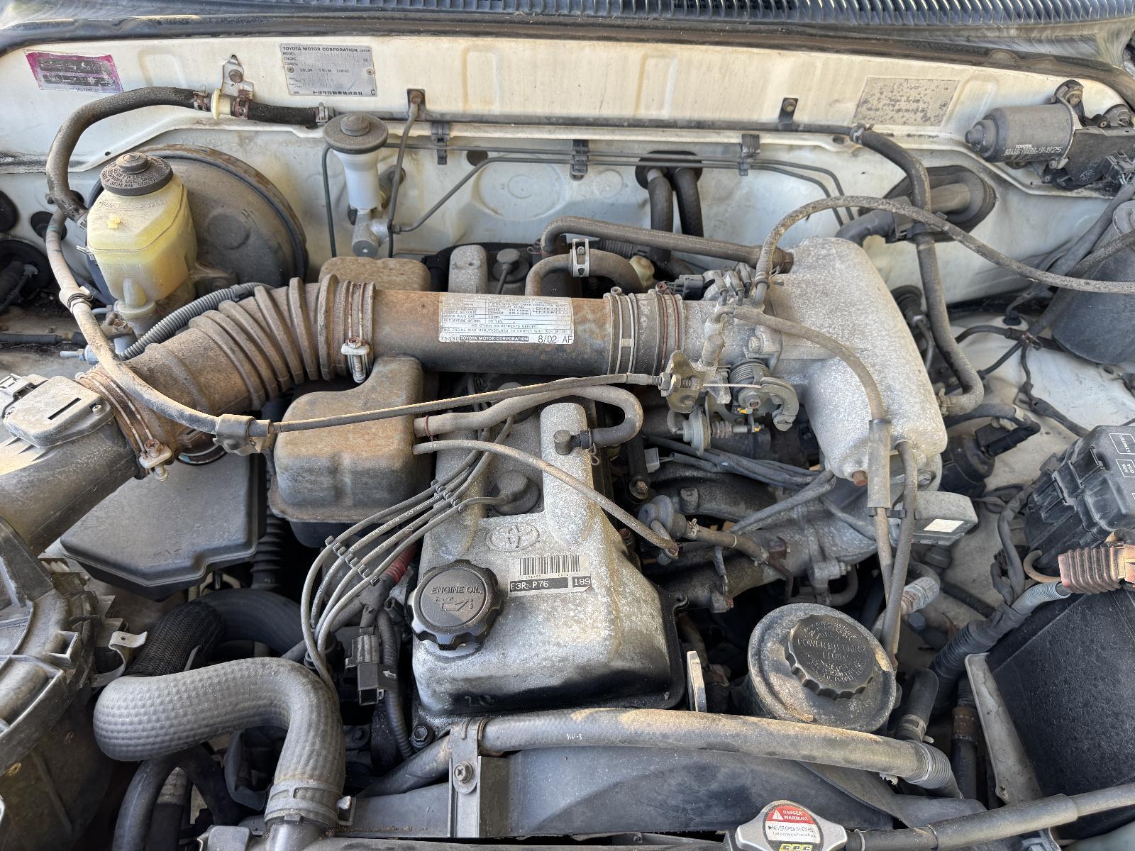 View Auto part Engine TOYOTA HILUX 2002