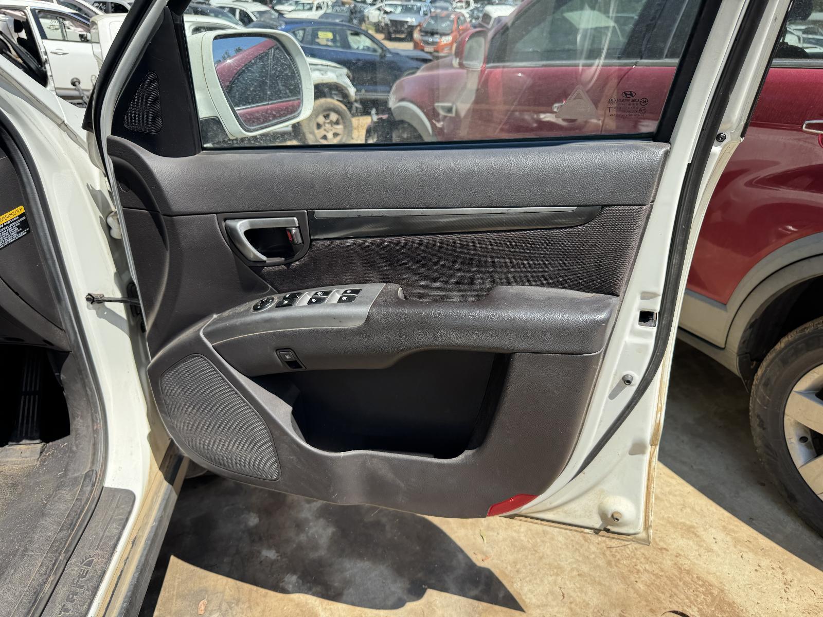 View Auto part Door Trim HYUNDAI SANTA FE 2011