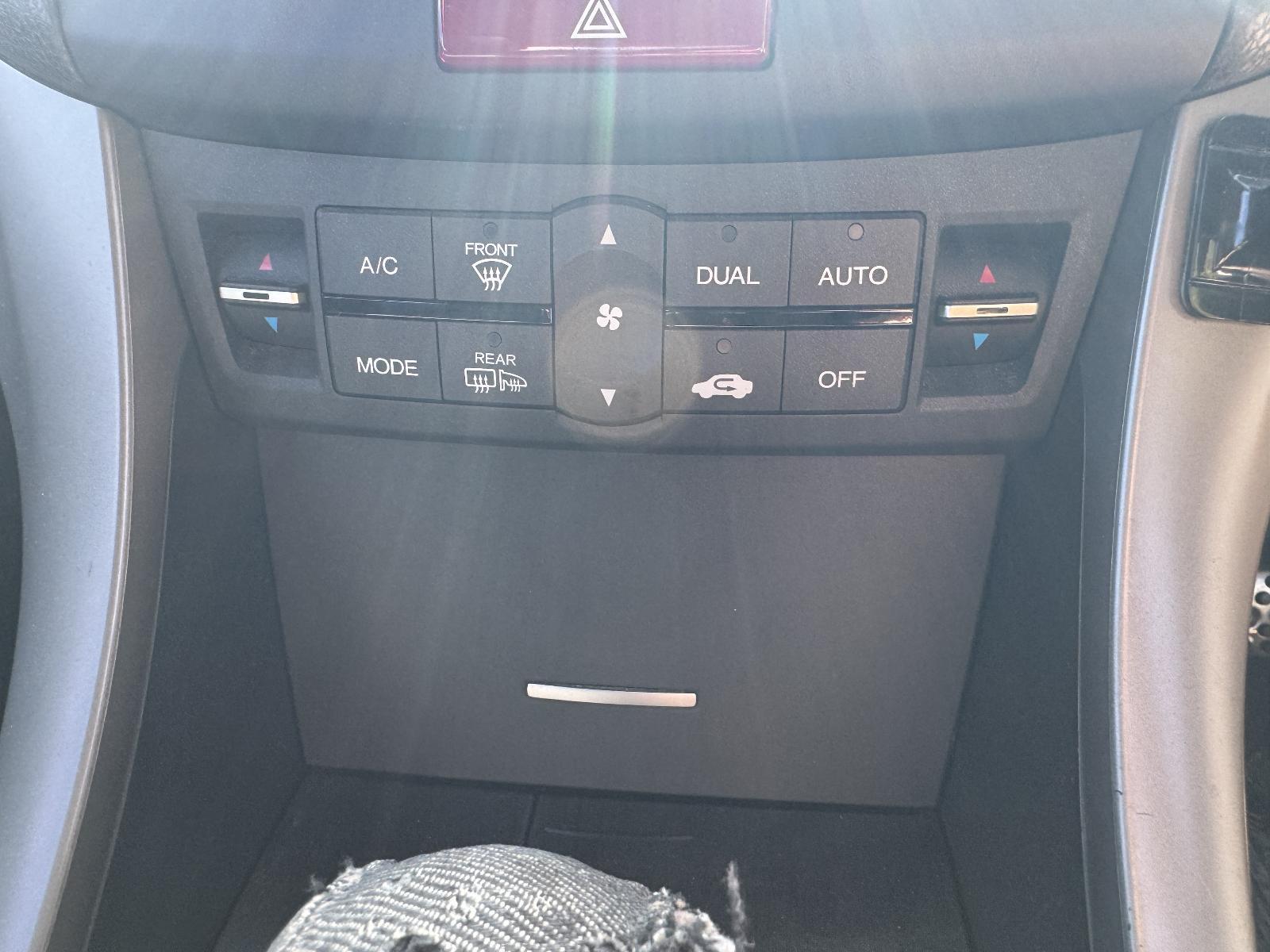 View Auto part Heater/Ac Controls HONDA ACCORD 2010