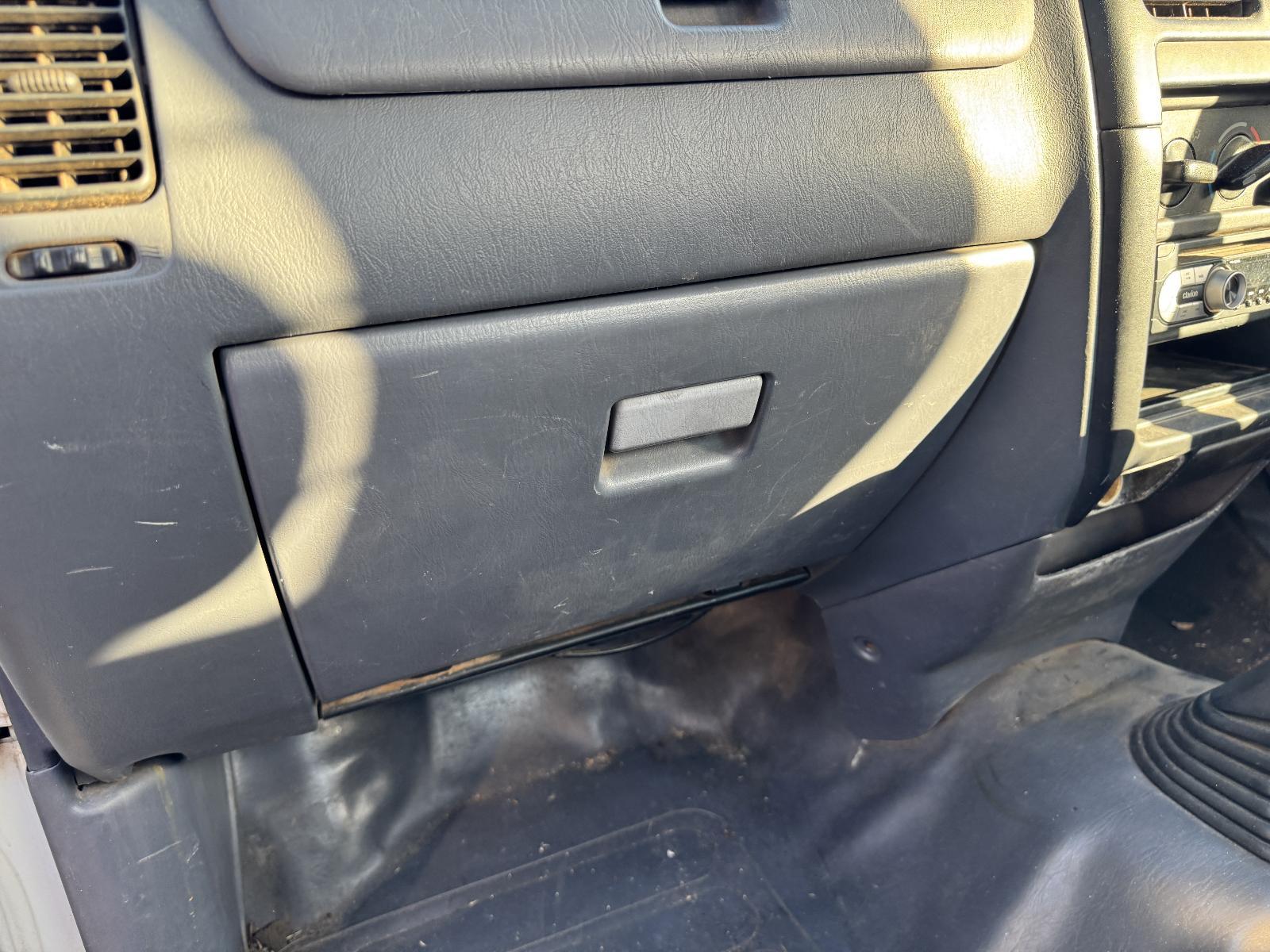 View Auto part Glove Box TOYOTA HILUX 2002