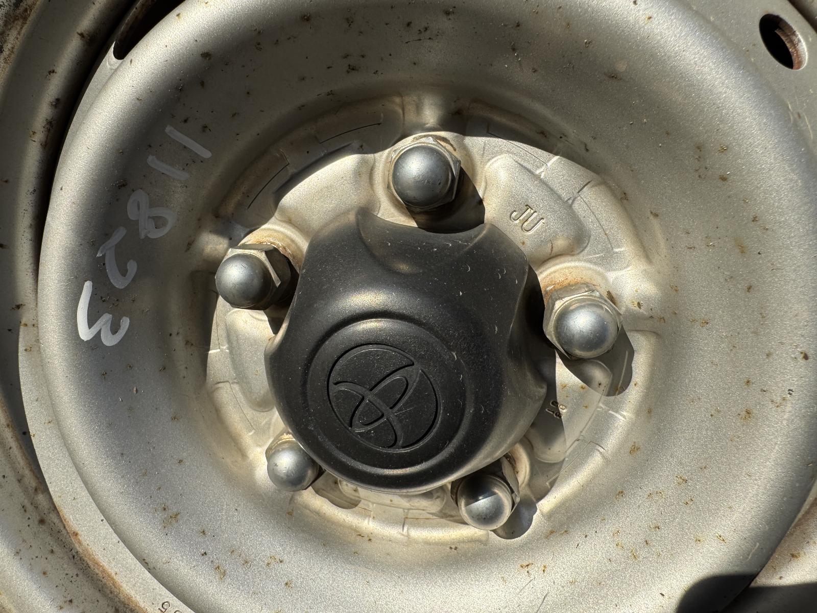 View Auto part Wheel Cover/Hub Cap TOYOTA HILUX 2002