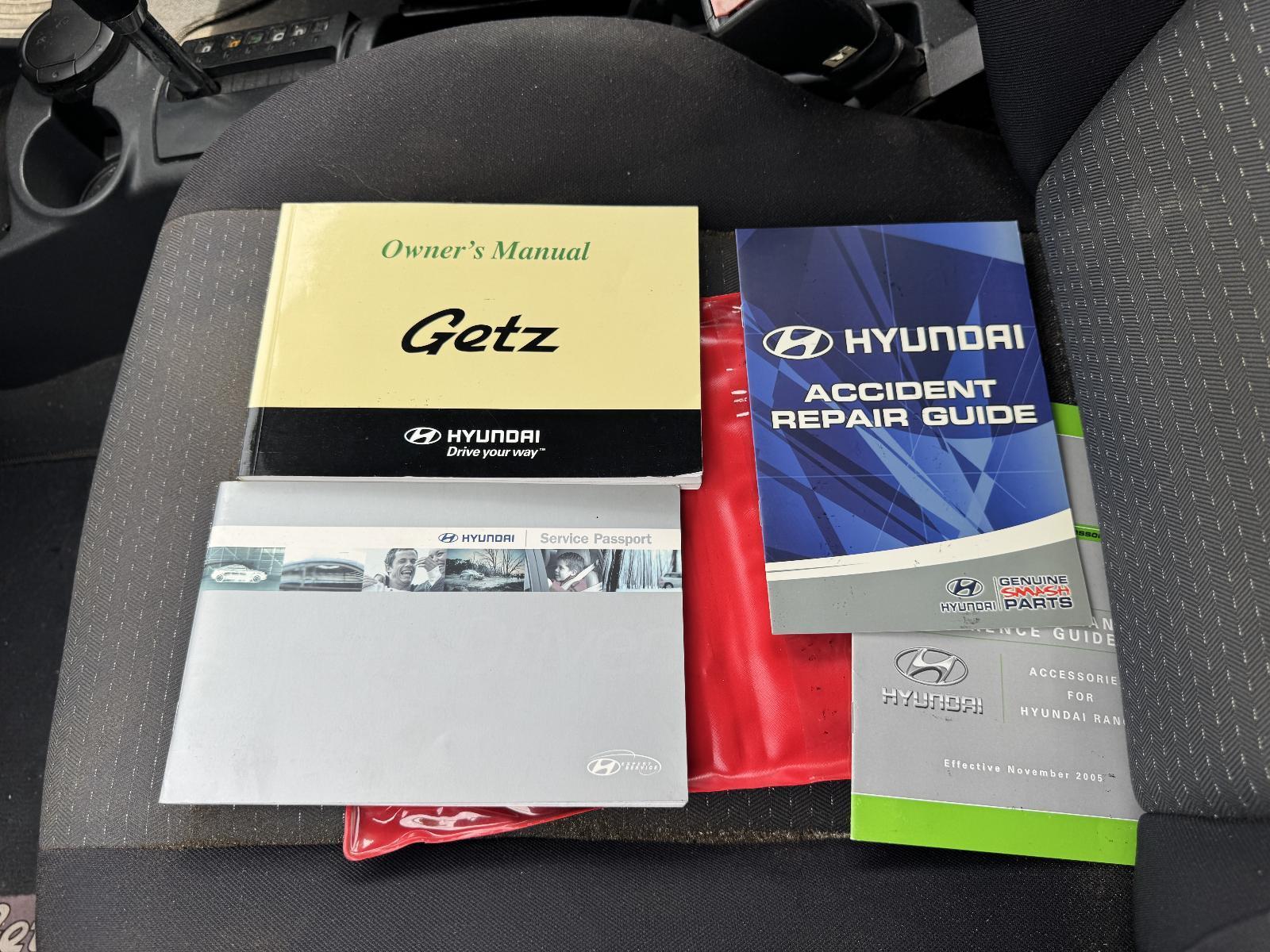 View Auto part Owners Handbook HYUNDAI GETZ 2006