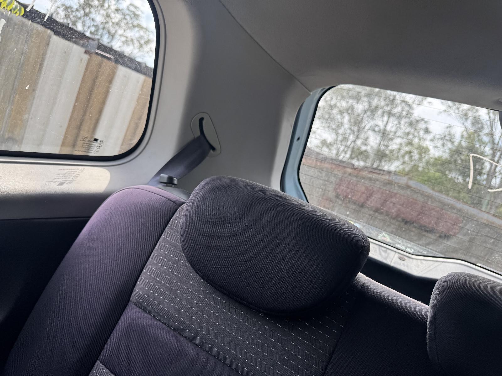 View Auto part Headrest HYUNDAI GETZ 2006