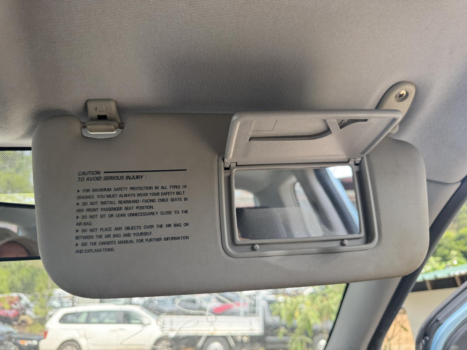 View Auto part Sunvisor HYUNDAI GETZ 2006