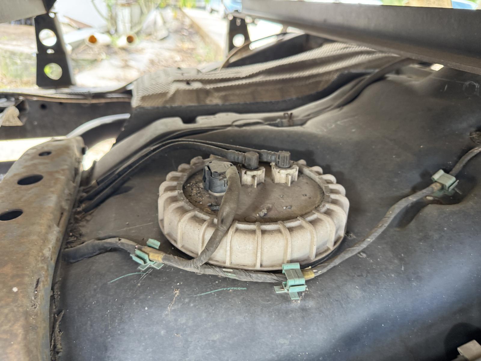 View Auto part Fuel Pump TOYOTA HILUX 2010