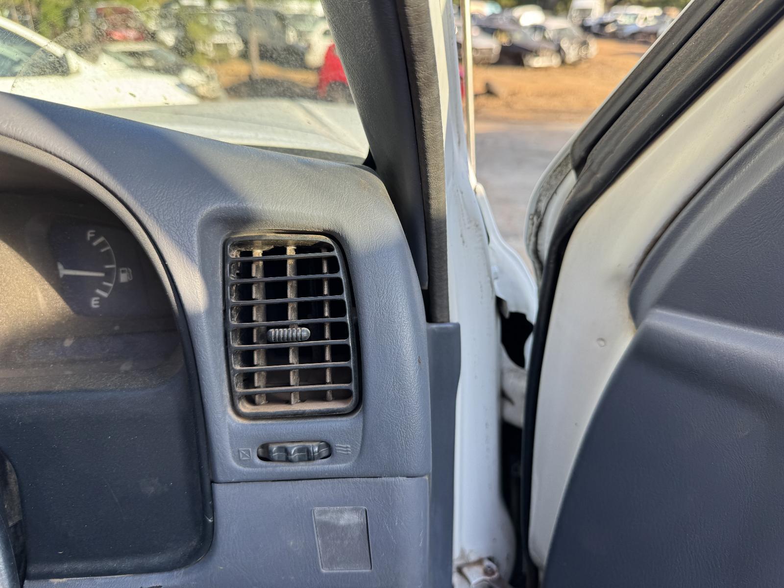 View Auto part Misc TOYOTA HILUX 2002