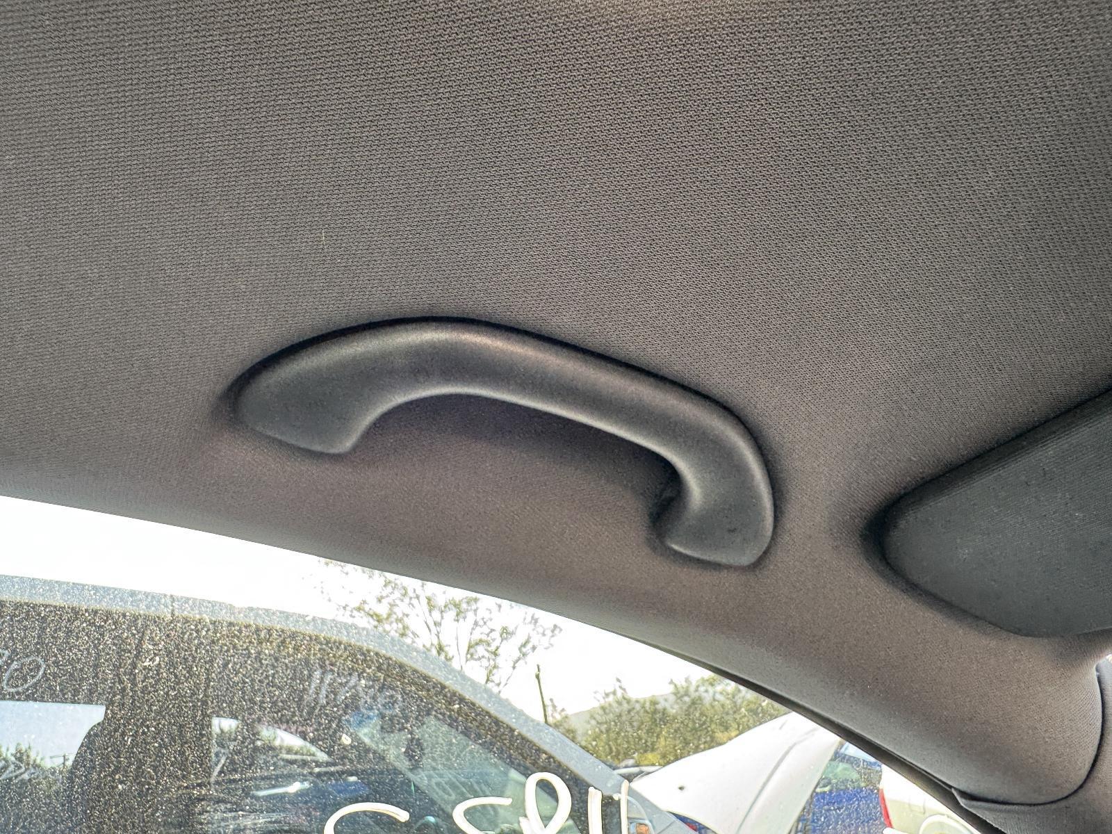 View Auto part Grab Handle SKODA OCTAVIA 2011