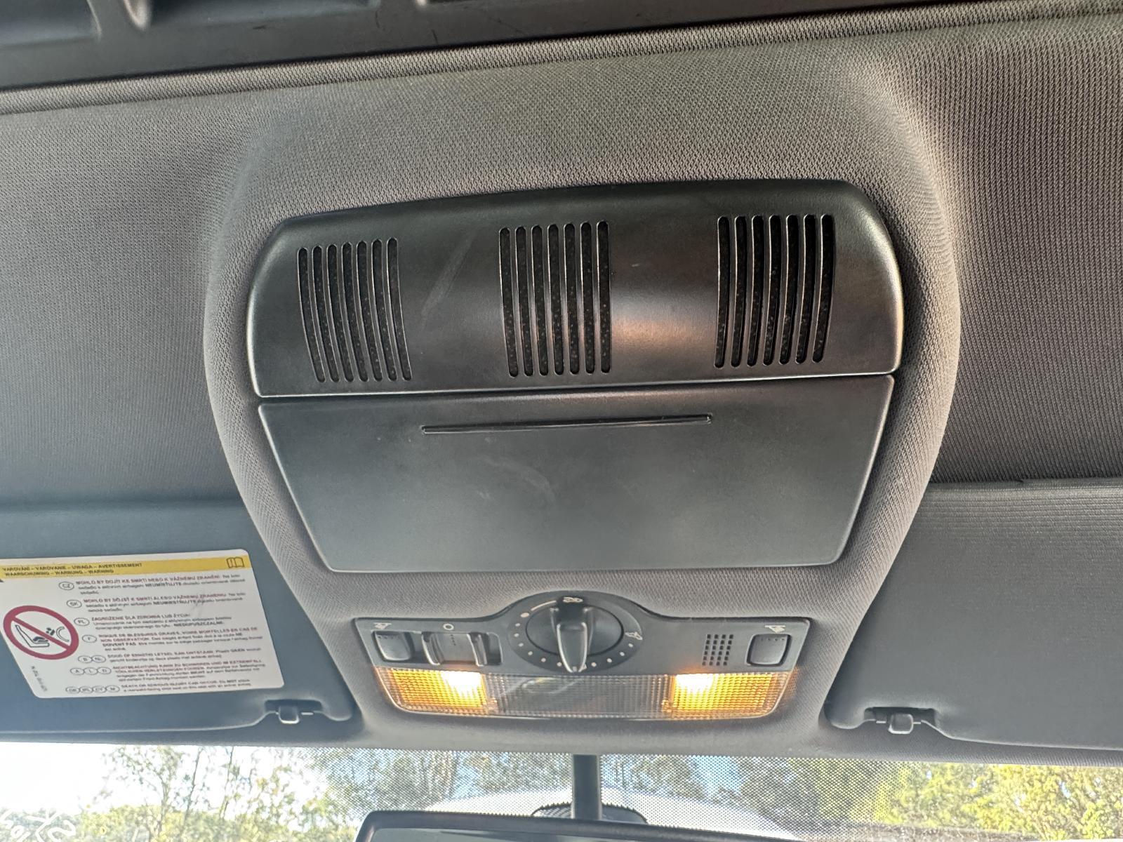 View Auto part Courtesy Light SKODA OCTAVIA 2011