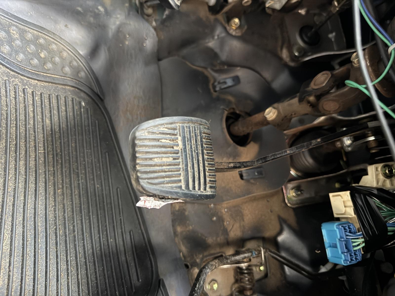 View Auto part Pedal Assembly TOYOTA HILUX 2003