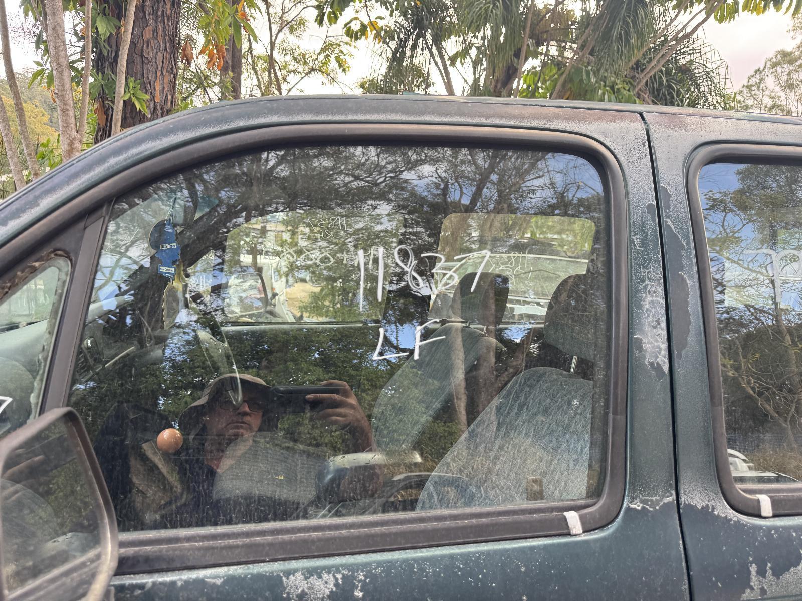 View Auto part Left Front Door Window TOYOTA HILUX 2003