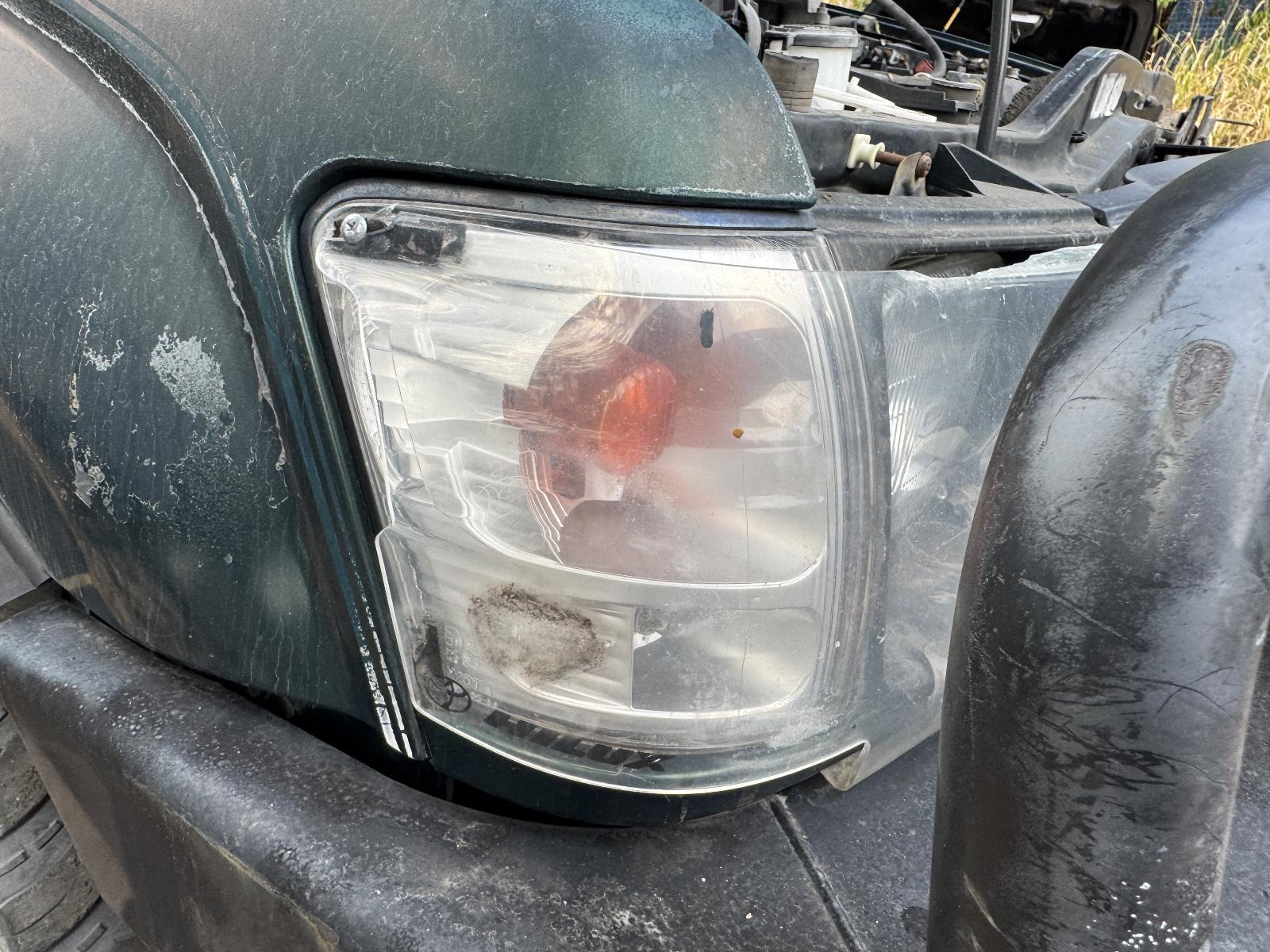 View Auto part Right Headlamp TOYOTA HILUX 2003