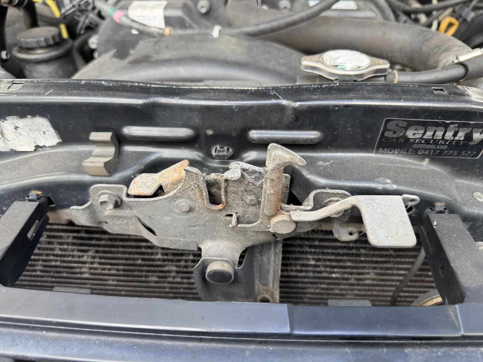 View Auto part Bonnet Lock/Support TOYOTA HILUX 2003