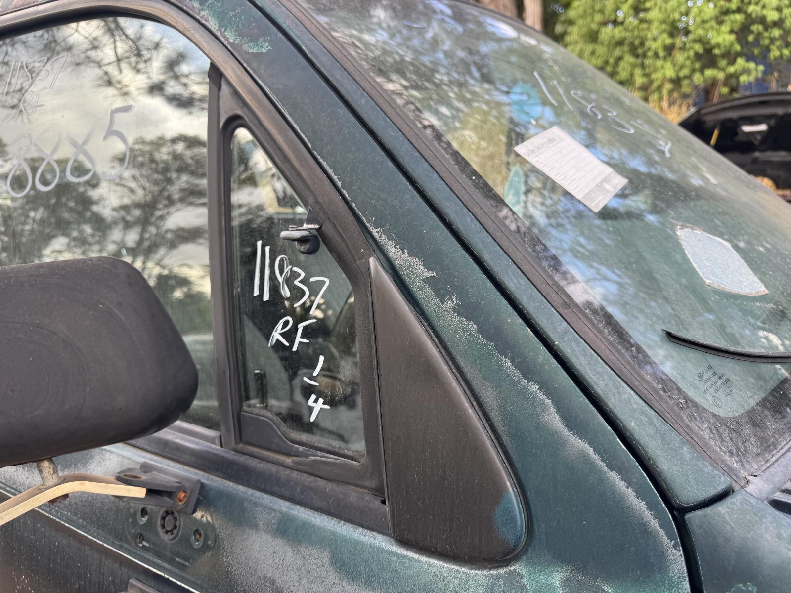 View Auto part Right Front 1/4 Door Glass TOYOTA HILUX 2003