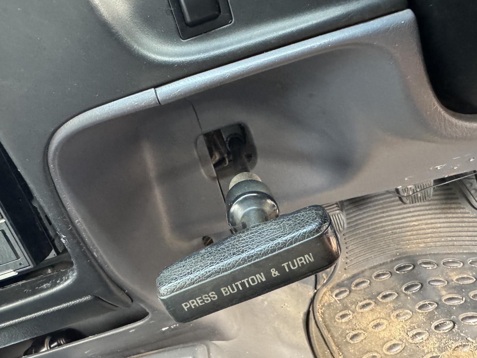 View Auto part Handbrake Lever TOYOTA HILUX 2003