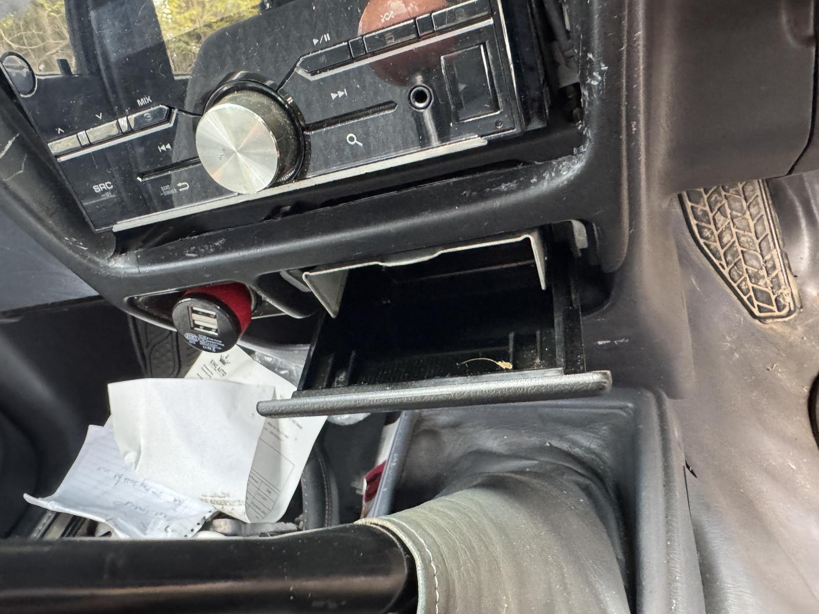 View Auto part Ashtray TOYOTA HILUX 2003
