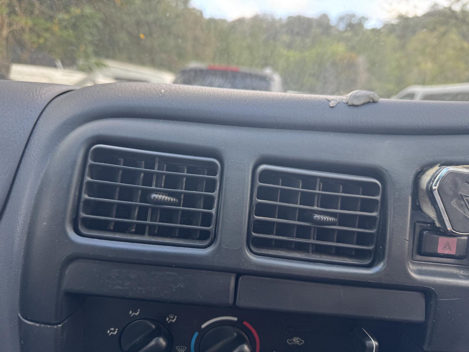 View Auto part Misc TOYOTA HILUX 2003