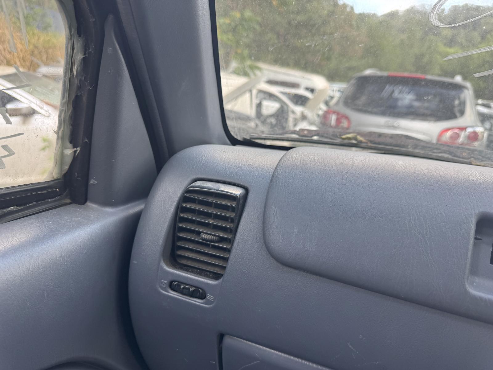 View Auto part Misc TOYOTA HILUX 2003