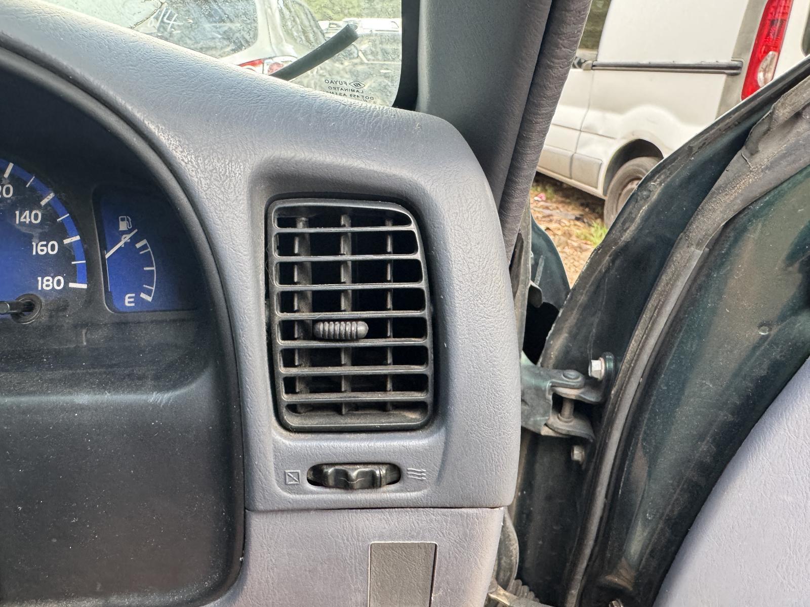 View Auto part Misc TOYOTA HILUX 2003