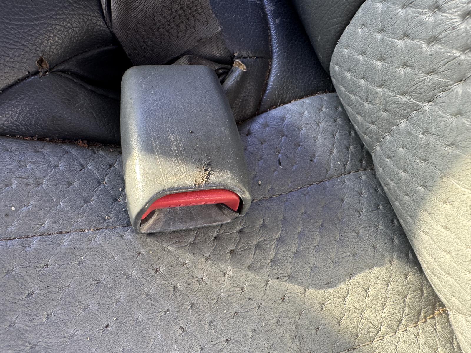 View Auto part Seatbelt/Stalk TOYOTA LANDCRUISER 1996