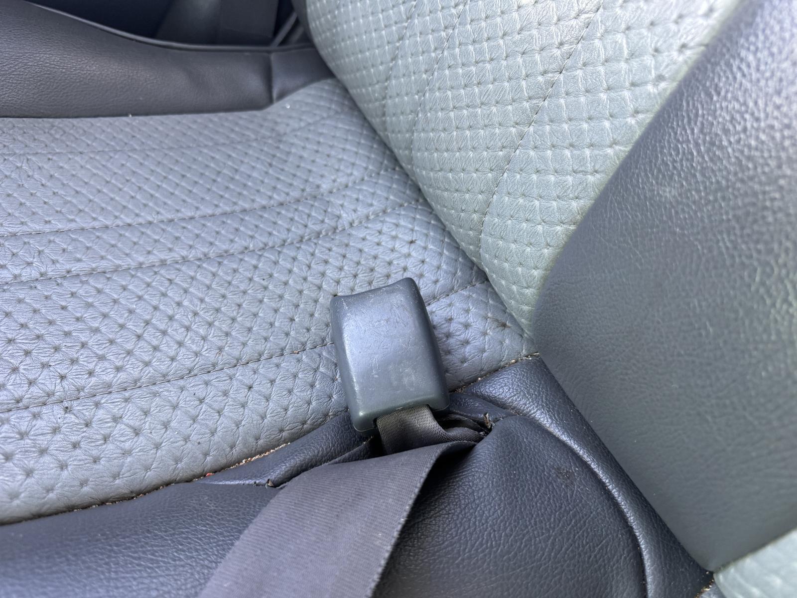 View Auto part Seatbelt/Stalk TOYOTA LANDCRUISER 1996