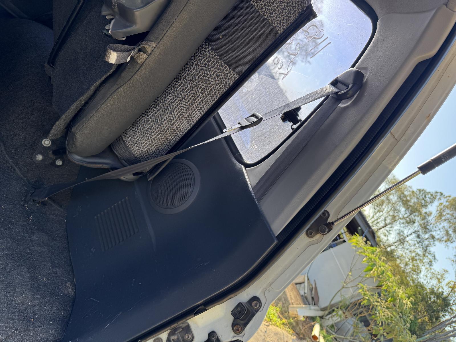 View Auto part Seatbelt/Stalk TOYOTA LANDCRUISER 1996
