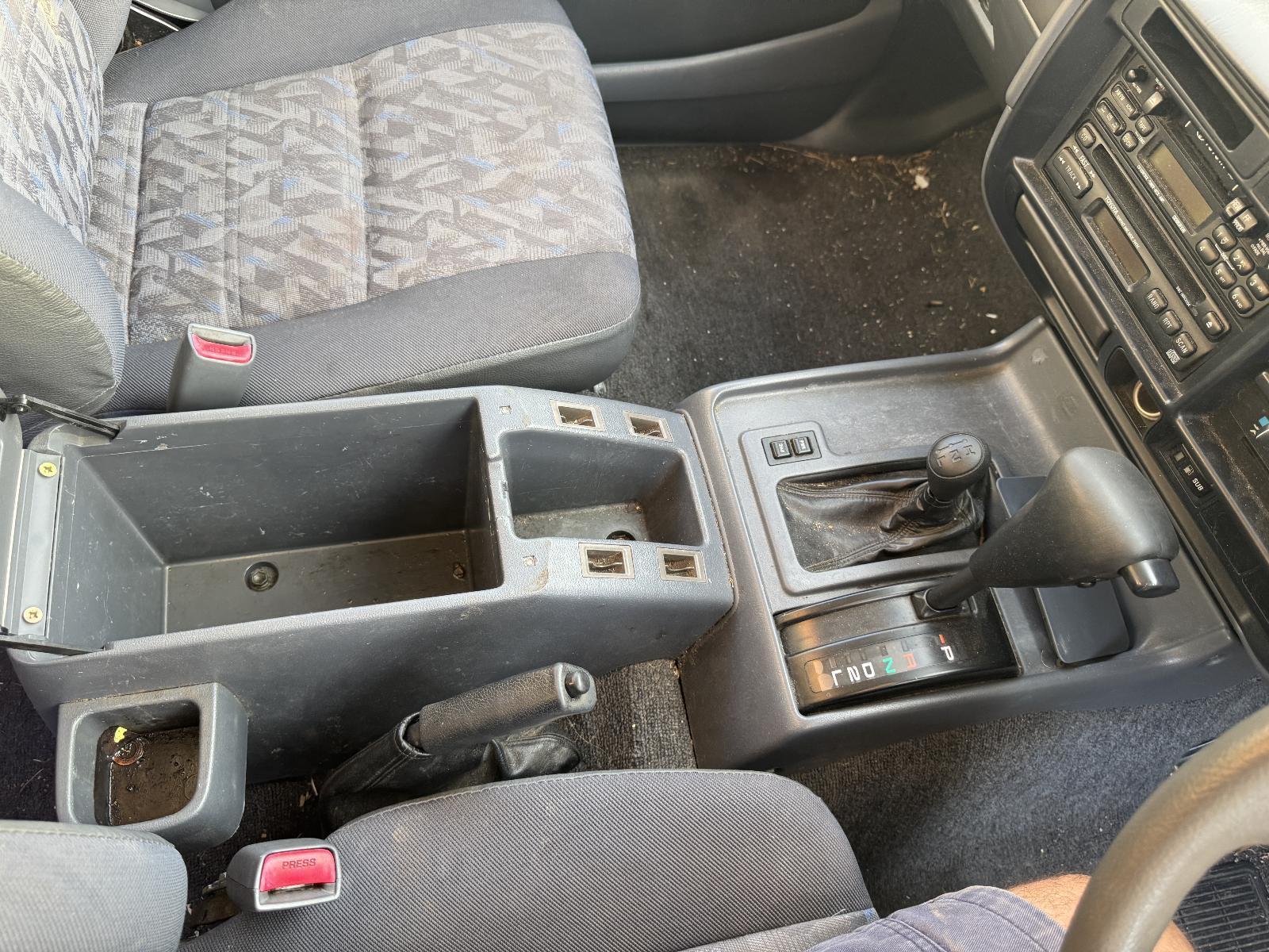 View Auto part Console TOYOTA LANDCRUISER 1996