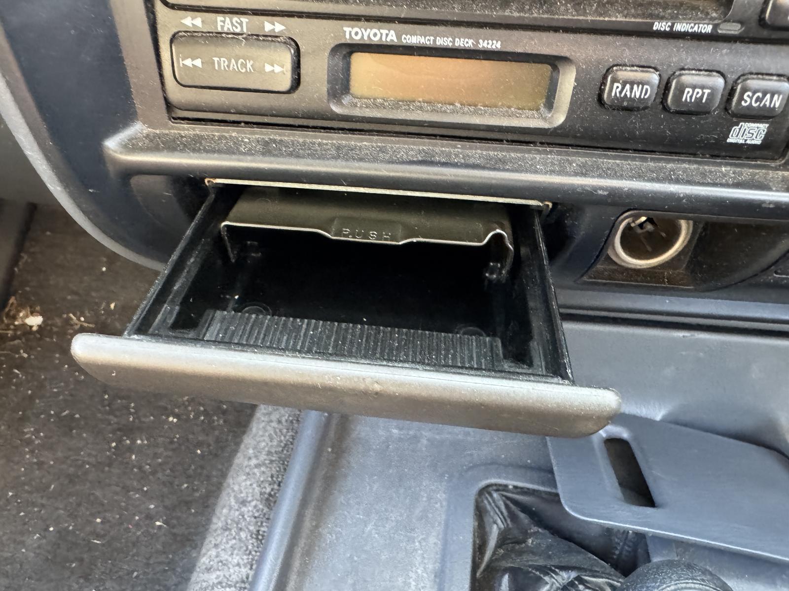 View Auto part Ashtray TOYOTA LANDCRUISER 1996