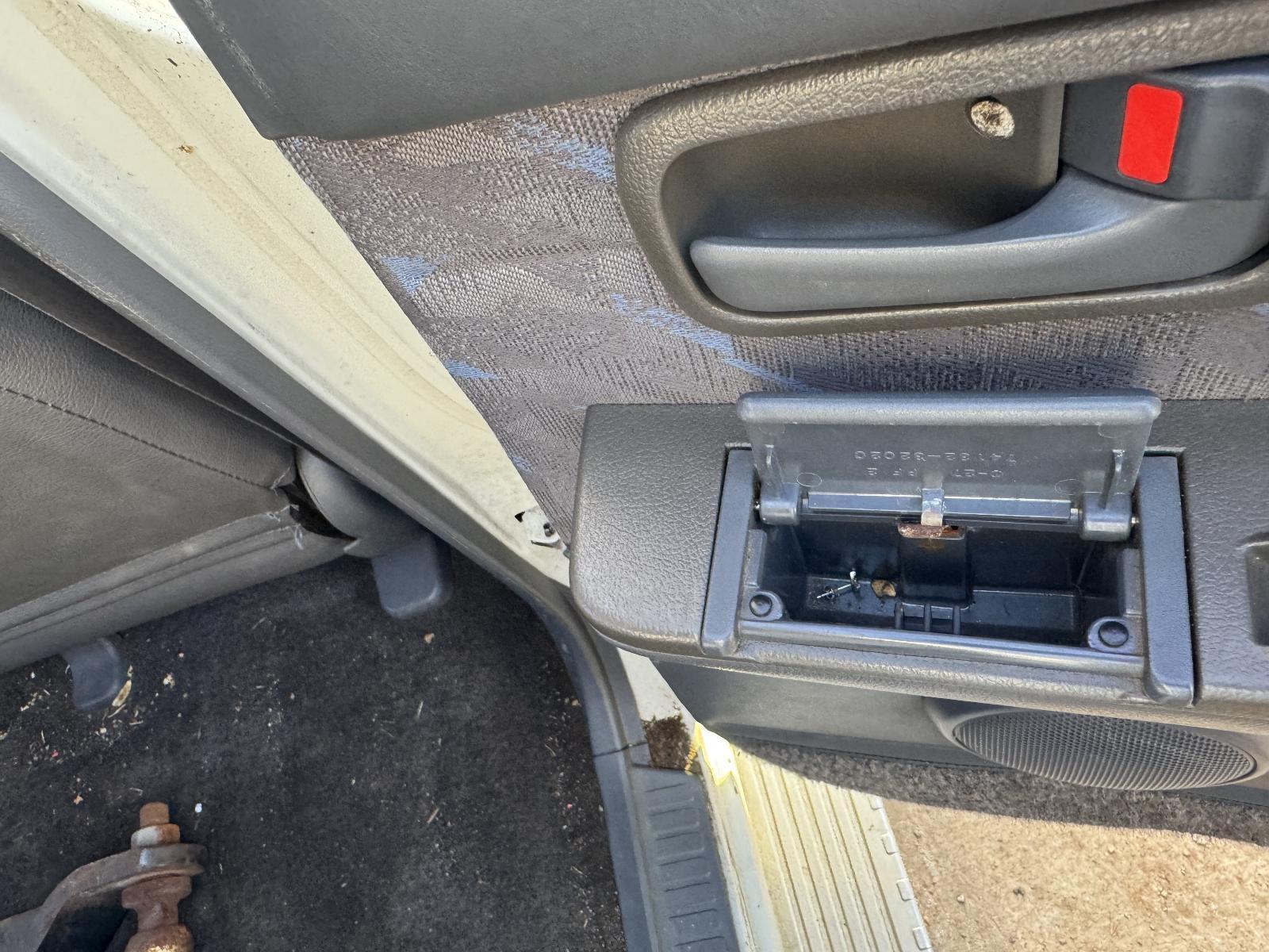View Auto part Ashtray TOYOTA LANDCRUISER 1996