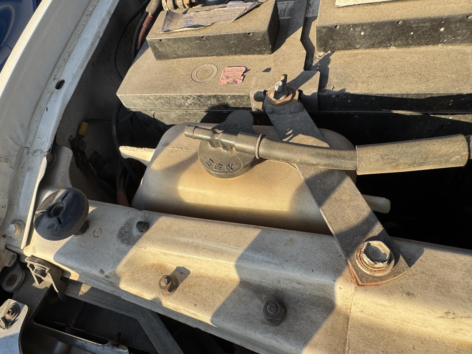 View Auto part Overflow Bottle TOYOTA LANDCRUISER 1996