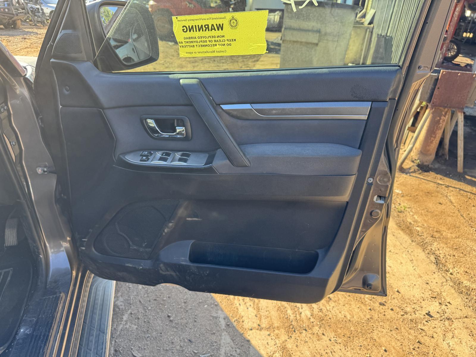 View Auto part Door Trim MITSUBISHI PAJERO 2010