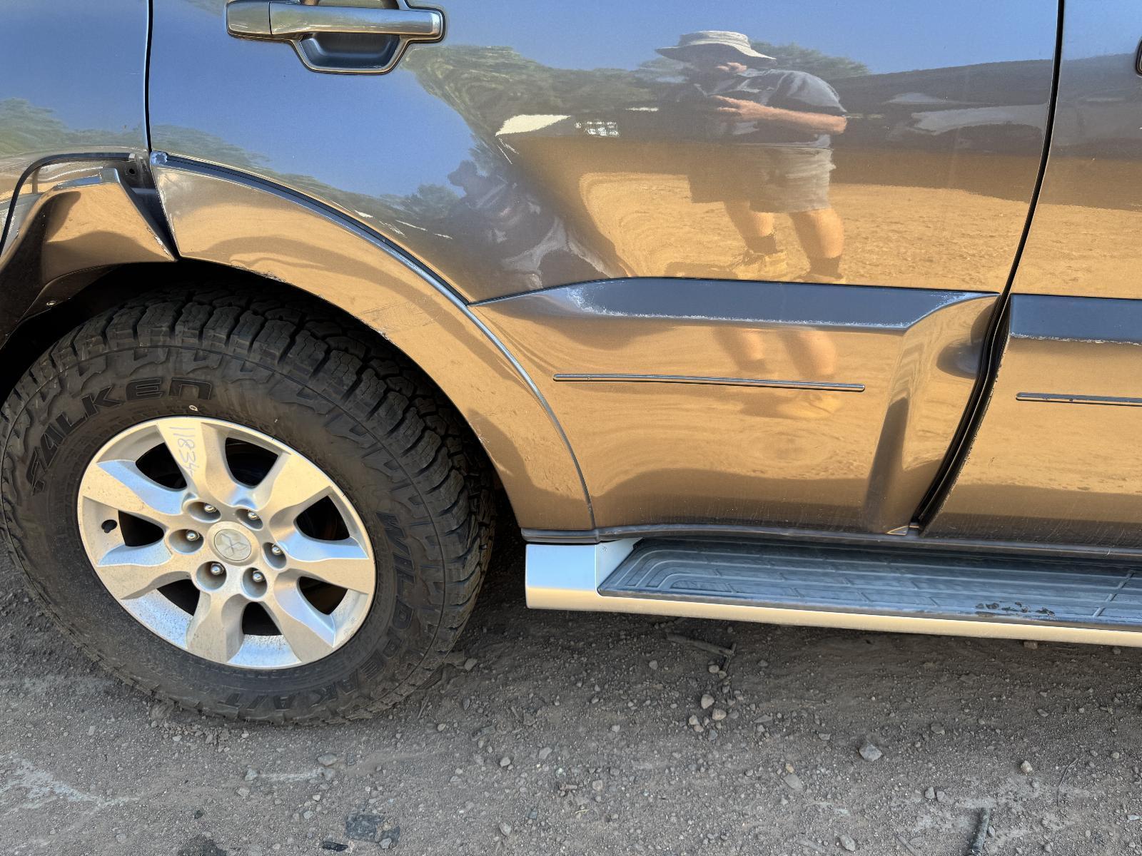 View Auto part Body/Door Mould MITSUBISHI PAJERO 2010