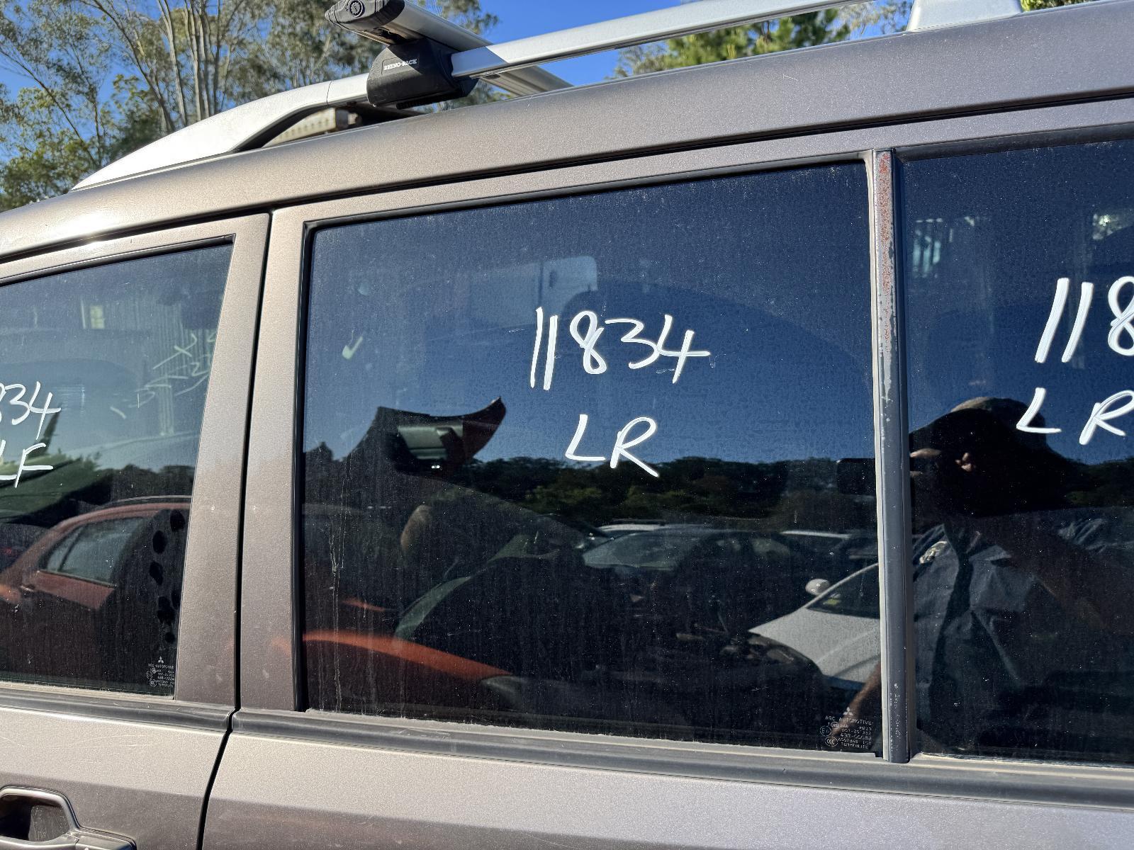 View Auto part Left Rear Door Window MITSUBISHI PAJERO 2010