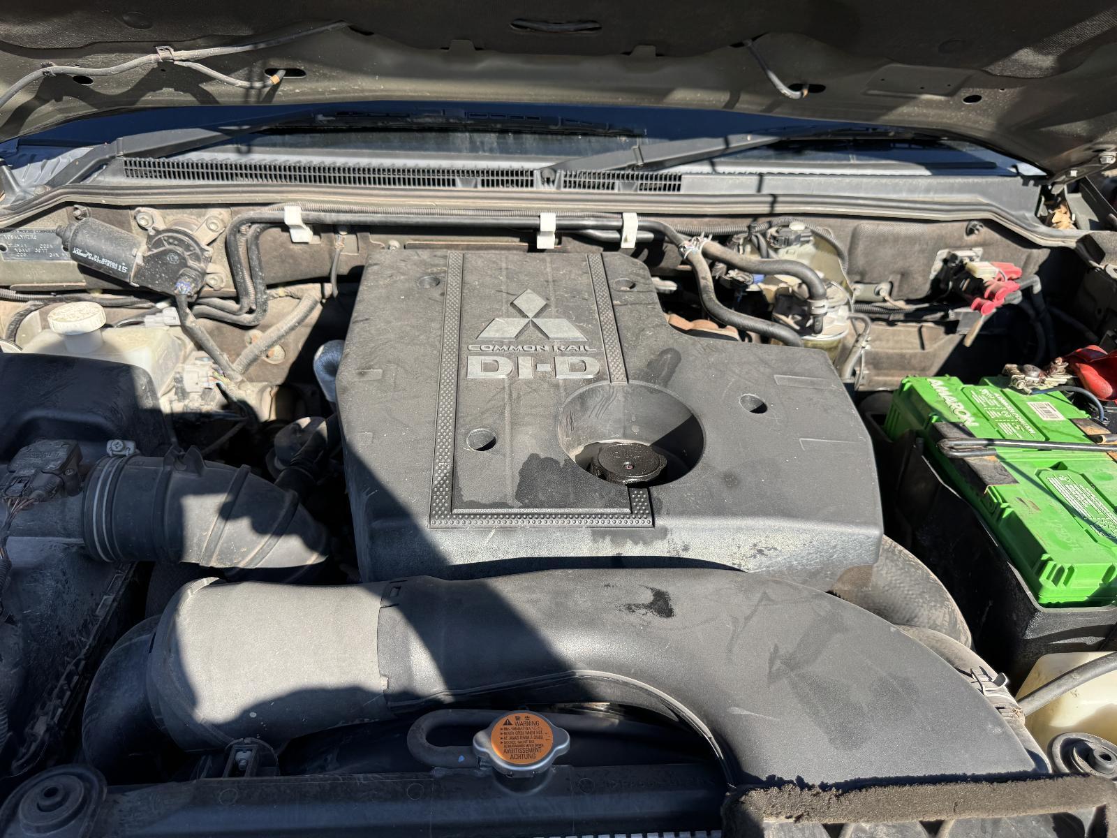 View Auto part Engine Cover MITSUBISHI PAJERO 2010