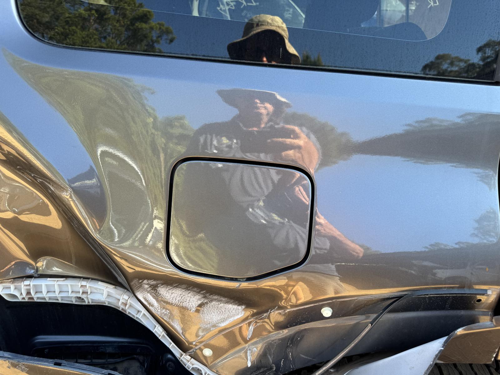 View Auto part Fuel Door / Filler MITSUBISHI PAJERO 2010