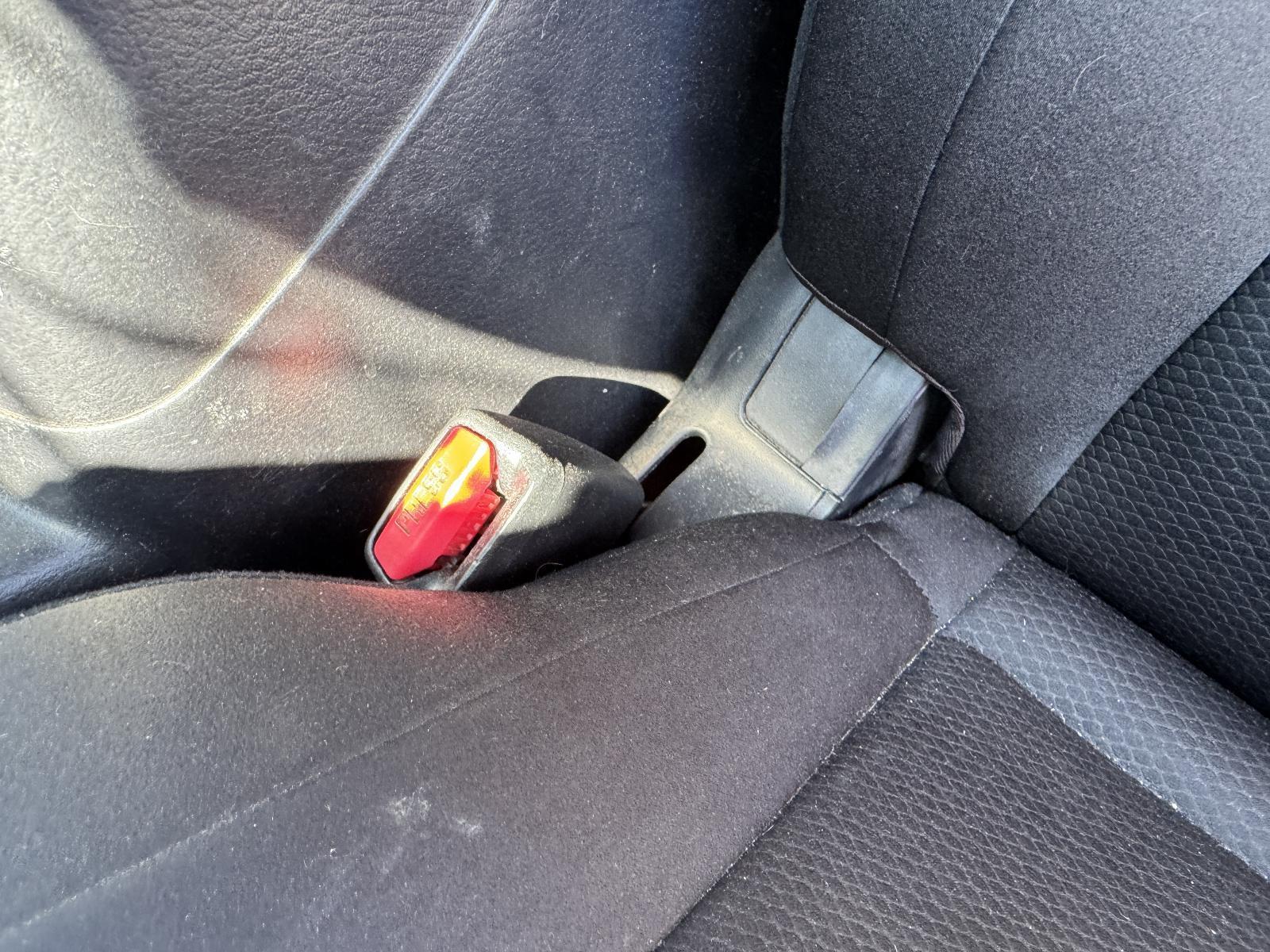 View Auto part Seatbelt/Stalk MITSUBISHI PAJERO 2010