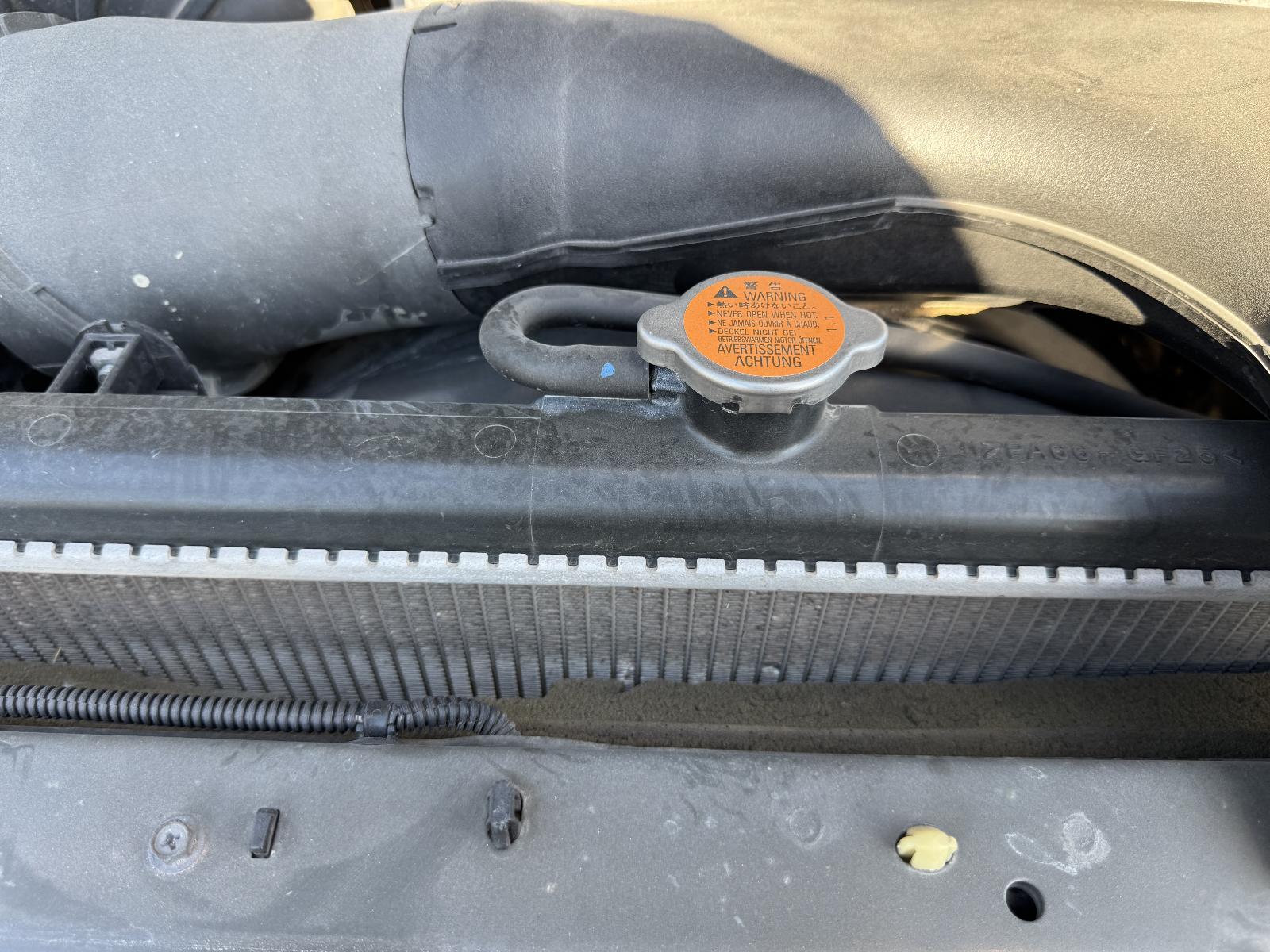 View Auto part Radiator MITSUBISHI PAJERO 2010