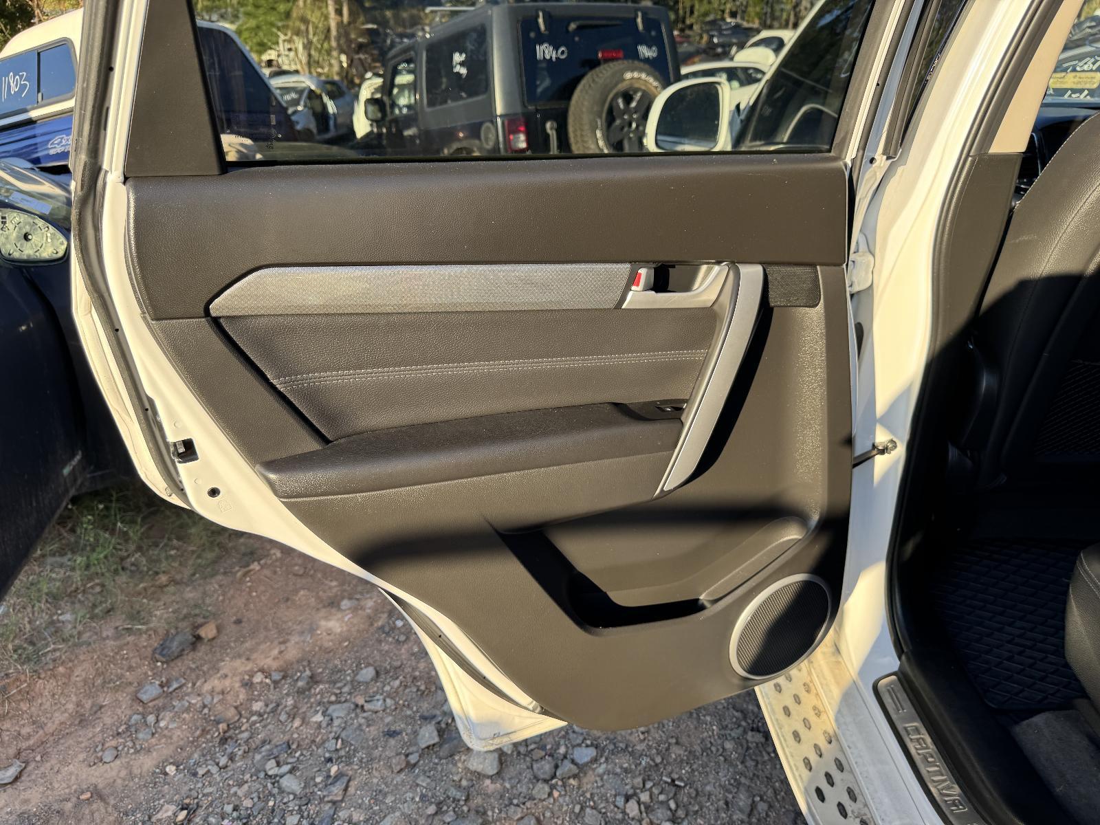 View Auto part Door Trim HOLDEN CAPTIVA 2017