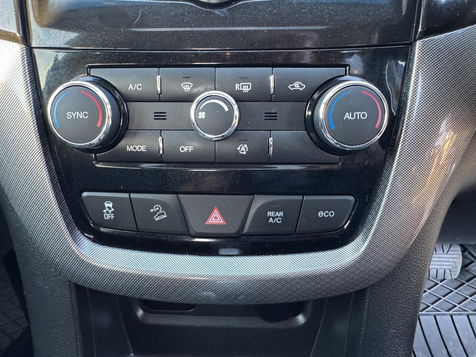 View Auto part Heater/Ac Controls HOLDEN CAPTIVA 2017